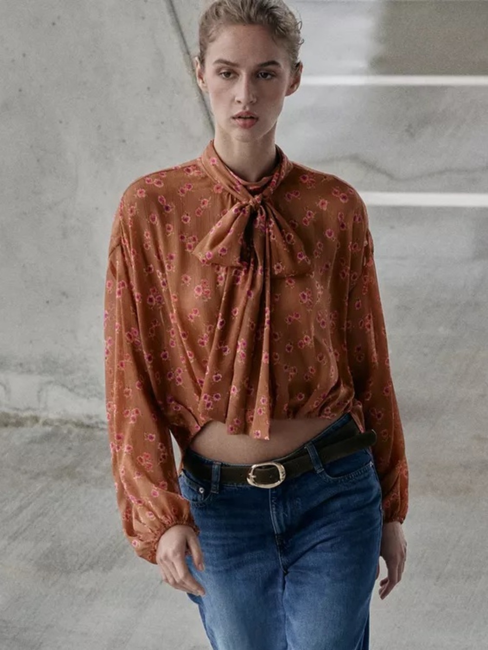 NWT Zara Woman Asymmetric Floral BOW PRINT SHIRT Top Blouse Size M Medium
